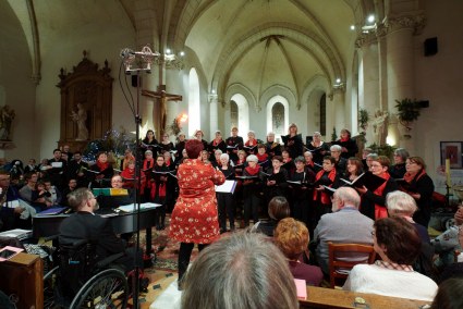 Concert de Noel du Choeur de l'Université du Mans, samedi 21 décembre 2019, Neuville-sur-Sarthe (Sarthe, France) - direction Evelyne Béché