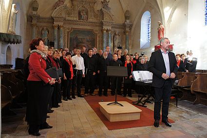 Concert de la chorale Emichante dirigée par Evelyne Béché, 4 juin 2012, église de Cogner, Sarthe, France