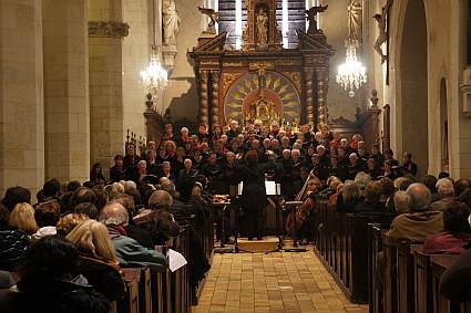 Requiem de Gabriel Fauré, direction Evelyne Béché, chorales Emichante et Mille Accord, Saint-Calais, 12/10/2013