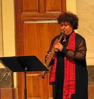 Evelyne Béché, saxophoniste, professeur de saxophone, Le Mans, Saint-Calais, Sarthe