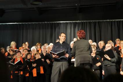 Concert du Choeur de l'Universit&eacute; du Maine &agrave; Rouillon le 13 d&eacute;cembre 2014. Direction Evelyne B&eacute;ch&eacute;