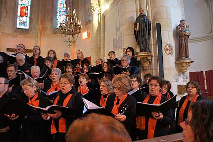 concert du Choeur de l'Universit&eacute; du Maine dirig&eacute; par Evelyne B&eacute;ch&eacute; - 03 f&eacute;vrier 2013 - Eglise de Louplande